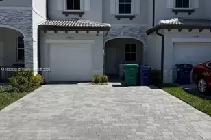 28933 SW 162nd Ct, Homestead, FL 33033 - Photo 1