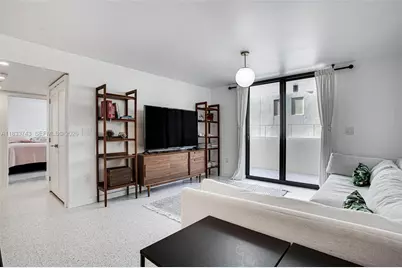 1621 Collins Ave #504, Miami Beach, FL 33139 - Photo 1