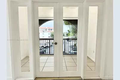 10237 NW 9th St Cir #210-4, Miami, FL 33172 - Photo 1