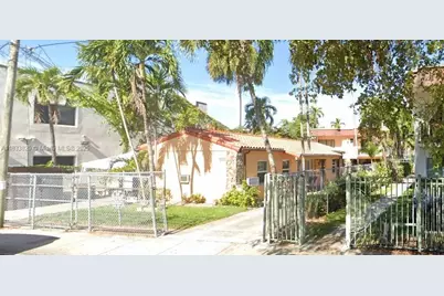 1051 SW 3rd St #6, Miami, FL 33130 - Photo 1
