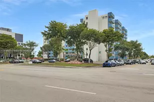 5050 NW 7th St, Miami, FL 33126 - Photo 1