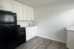 116 SE 9th Ct, Hallandale Beach, FL 33009 - Photo 1