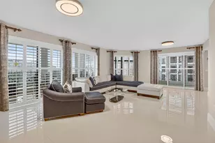 200 E Palmetto Park Rd, Boca Raton, FL 33432 - Photo 1