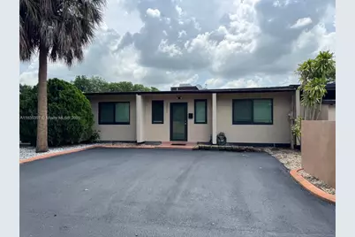 15011 Coconut Ct #0, Miami Lakes, FL 33014 - Photo 1