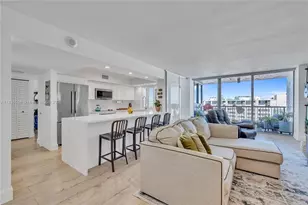 2655 Collins Ave, Miami Beach, FL 33140 - Photo 1