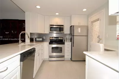 300 NE 12th Ave #207, Hallandale Beach, FL 33009 - Photo 1