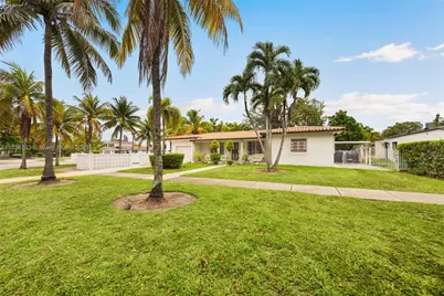 811 SW 25th Rd, Miami, FL 33129 - Photo 1