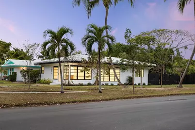 1817 NE 2nd St, Pompano Beach, FL 33060 - Photo 1
