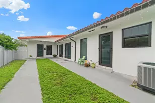 1136 NW 34th Ave, Miami, FL 33125 - Photo 1