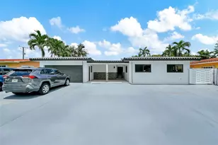 11055 NW 59th Ct, Hialeah, FL 33012 - Photo 1