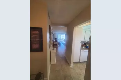 319 NE 14th Ave #507, Hallandale Beach, FL 33009 - Photo 1