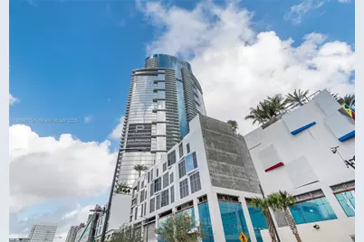 851 NE 1st Ave #2405, Miami, FL 33132 - Photo 1