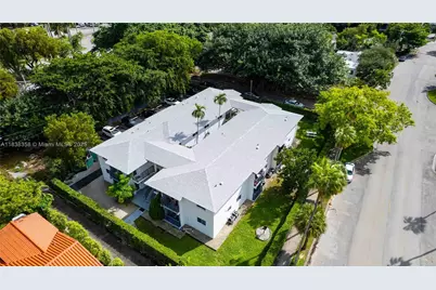 465 NE 59th St #15, Miami, FL 33137 - Photo 1