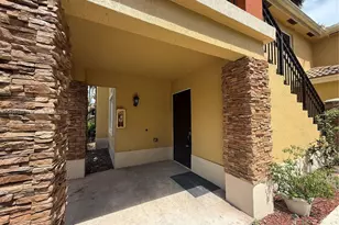 3390 NE 9th St, Homestead, FL 33033 - Photo 1