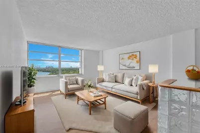 150 SE 25th Rd #15J, Miami, FL 33129 - Photo 1