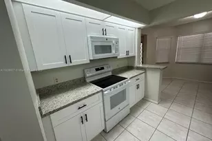 1000 SW 125th Ave, Pembroke Pines, FL 33027 - Photo 1