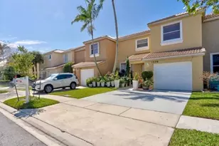 1370 NW 154th Ave, Pembroke Pines, FL 33028 - Photo 1