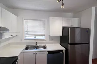 6215 Kendale Lakes Circle, Miami, FL 33183 - Photo 1