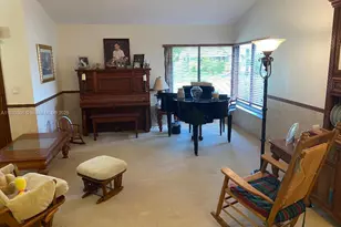 9220 SW 100th Ave Rd, Miami, FL 33176 - Photo 1