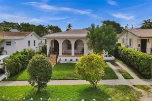 105 NW 32nd Pl, Miami, FL 33125 - Photo 1