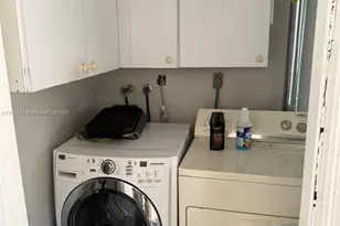 611 SW 114th Ct, Sweetwater, FL 33174 - Photo 10