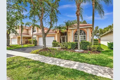 102 Gables Blvd, Weston, FL 33326 - Photo 1