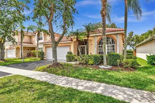 102 Gables Blvd, Weston, FL 33326 - Photo 1