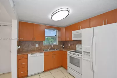 6650 Royal Palm Blvd #206C, Margate, FL 33063 - Photo 1