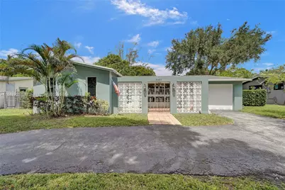 5421 SW 94th Ave, Cooper City, FL 33328 - Photo 1