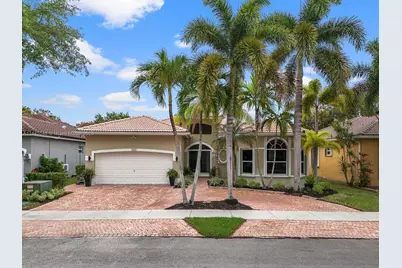 2021 SE 17th Ave #2021, Homestead, FL 33035 - Photo 1