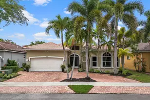 2021 SE 17th Ave, Homestead, FL 33035 - Photo 1