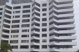 555 NE 30th St, Miami, FL 33137 - Photo 1