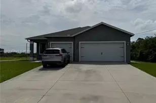 3030 Iris Cir, Labelle, FL 33935 - Photo 1