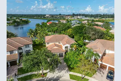 13317 NW 14th St, Pembroke Pines, FL 33028 - Photo 1