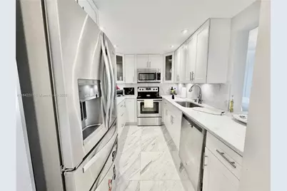 1400 Sheridan St #23J, Hollywood, FL 33020 - Photo 1