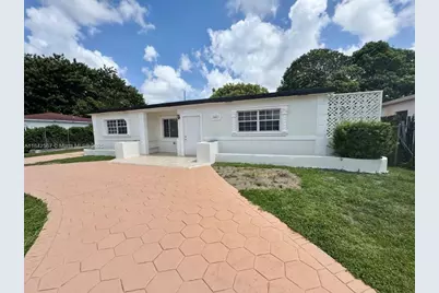 1561 NW 132nd St, Miami, FL 33167 - Photo 1