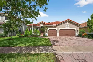8971 Edgewater Bend, Parkland, FL 33076 - Photo 1