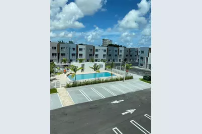 2505 NE 193rd St #4216, Miami, FL 33180 - Photo 1