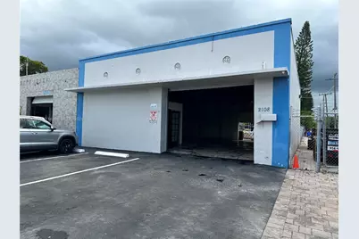 2108 N Dixie Hwy, Hollywood, FL 33020 - Photo 1