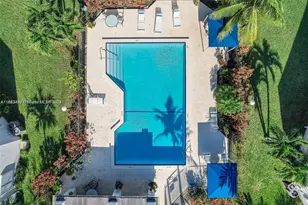 9407 Fontainebleau Blvd, Miami, FL 33172 - Photo 1