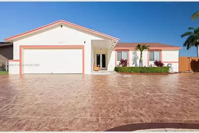 25836 SW 132nd Ct, Homestead, FL 33032 - Photo 1