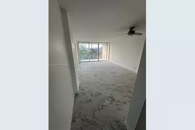 114 Royal Park Dr #4A, Oakland Park, FL 33309 - Photo 1
