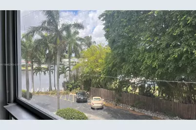 1881 Middle River Dr #304, Fort Lauderdale, FL 33305 - Photo 1