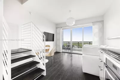 60 SW 13th St #2417, Miami, FL 33130 - Photo 1