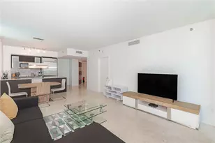 55 SE 6th St, Miami, FL 33131 - Photo 1