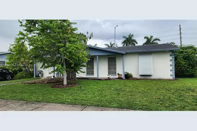10745 SW 152nd Ter, Miami, FL 33157 - Photo 1