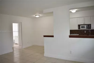 16851 NE 21st Ave #17, North Miami Beach, FL 33162 - Photo 1