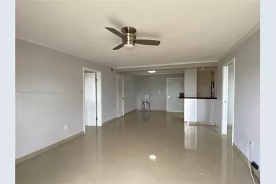 1990 Marseille Dr #506, Miami Beach, FL 33141 - Photo 1