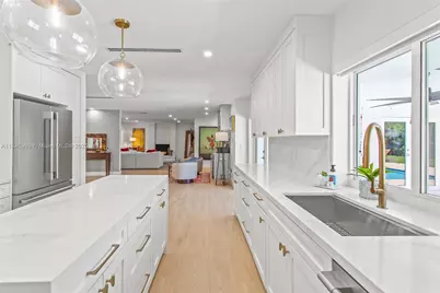14270 SW 74th Ct, Palmetto Bay, FL 33158 - Photo 1