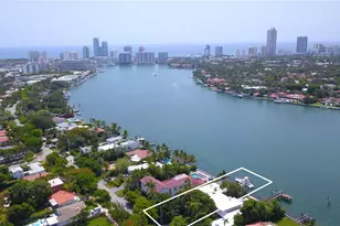 1560 Bay Dr, Miami Beach, FL 33141 - Photo 1